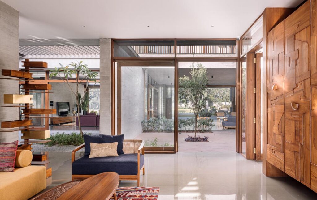 8ishita sitwala inside out house